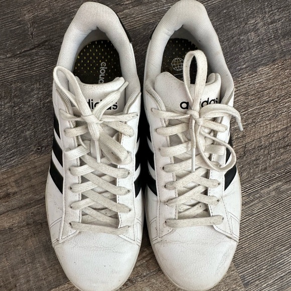 ADIDAS GRAND COURT CLOUDFOAM TENNIS SHOE, SZ 10 - Picture 3 of 4